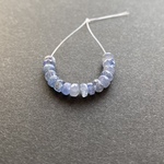【15粒】ナチュラルブルーサファイア ボタンカット3.5〜4×2〜2.5mm /sf2-3