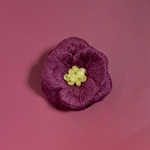 【送料無料】立体刺繍 椿のブローチ