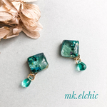 ティールグリーンの紫陽花　ピアス／イヤリング