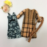 ＜在庫処分セール＞ブライス人形・リカちゃん人形のハンドメイド洋服＊格子柄ウール混生地シンプルロングコート＆夏のワンピース