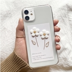 ホワイトフラワーのiPhoneケース