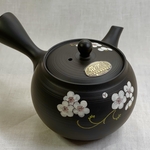 常滑焼　おしゃれ急須ティーポット（Direct purchased TOKONAMEYAKI teapot ）1〜2人用　白梅