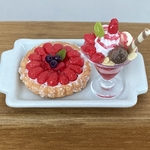 ミニチュアいちごスイーツ