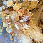 Sweet Chic バンクシア&プロテアbouquet アンティークアプリコット　