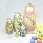 【送料込み】5人の少女たち　くすみピンクティアラちゃん