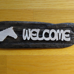 1点もの「流木と馬の WELCOMEプレート」