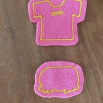 パンツ 5×3.5ｃｍ　＊シャツ 6×5ｃｍ目印ワッペン　女の子　シャツとパンツセット2点　マーク　お名前入れます　ダイカット　お着替え　替えパンツ　