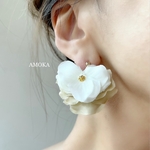 【期間限定価格】 Spring pansy ピアス/イヤリング    ウェディング  