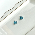 希少！インディゴブルーカイヤナイト一粒ピアス  