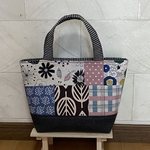 北欧パッチのトートバッグ