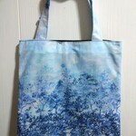 水彩画風のブルーな木々がナチュラルなA4大きめトートバッグ＊レッスンバッグ＊エコバッグ