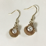 gold シェル　人魚姫のピアス