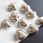 import【6個】silver metal color＊CCB＊アクリルビーズ＊アクリルパーツ＊ハートビーズ