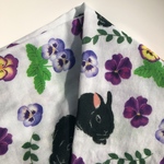 コットン100% 生地 〜うさぎ ビオラ〜 110×100cm