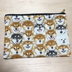 ぎゅうぎゅう柴犬のアウトレットポーチ