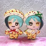 双子コーデ　ぬい服　さくらんぼ柄🍒　ベレー帽＋シャツ＋スボン　３点セット×２ペア