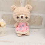 あみぐるみ　ワンピースを着たくまちゃん
