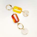 送料無料＊アシンメトリー☆べっ甲風×ゴールド☆ゆれる大ぶりピアス/イヤリング