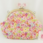 気持ち華やぐがま口ポーチ☆（大）（口金16.5センチ）（花柄♡）（クラッチバッグ・ハンドバッグにもなります）