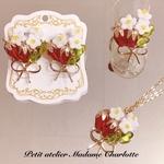 いちごが可愛い『ブーケ・ド・フレーズ 〈いちごの花束〉アクセサリーセット』