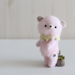 約9cm ホワホワな淡いピンクの小さなクマさん
