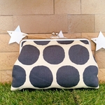 大きめドットのがま口ポーチ👛