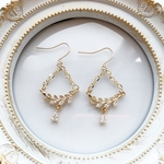 ✨再販2✨ジルコニアの雫＆リーフピアス／イヤリング