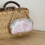 『再販』liberty＊持ち手が着くポーチ【アーカイブライラック＊ピンク】リバティ ラミネート