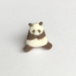 パンダブローチ