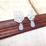 雪つぶピアス／イヤリング