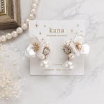 ウエディング 結婚式 にも♡ お花 × パール のピアス　イヤリング　金属アレルギー対応 ブライダル お呼ばれ 大ぶりピアス 花嫁 ゴールド フラワー 清楚