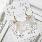 【オーロラ】 3連 花びらピアス