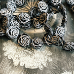 再販【4コセット】JIRI＊IVANA#czech beads#チェコビーズRose14㎜ jetblack/white