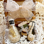 ❤︎.*すずらん標本ナスフラスコ入り❤︎.*木製バックオブジェ❤︎.*