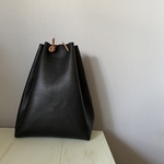 ■ mountain black bag レザー巾着バック■