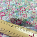 有輪商店 布・生地　上品な色使いの60ローン 小花柄プリント 108cm幅x1ｍカットクロス　 680415a 　A（ピンク・赤系）