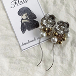 シルバーフラワーピアス