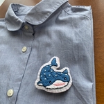 動物刺繍ブローチ★ジンベエザメ★