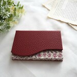 本革とリバティ生地の名刺入れ/カードケース  レッド×スリーピングローズ