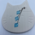 3連ひし形ピアス