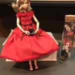 赤いドレス　編み襟とヘッドドレス　モモコドール　momoko ドール服