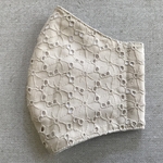 ハンドメイド＊夏用☆抗菌・防臭加工☆立体マスクカバー大人普通サイズ【刺繍レース花柄/グレージュ】