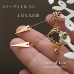 ★大人気★ピアノ線ゆれる三角ピアス/イヤリング（金属アレルギー対応）14kgf スターダスト 華奢ピアス ギフト対応