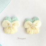 【Viola】手 刺繍 ビオラ 〜シャーベットカラー の 涼しげ ピアス　イヤリング 