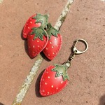 hk1125様専用　🍓赤苺　ピンク苺　双子苺　苺花🌼　計4つ