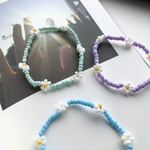 韓国ビーズアクセサリー　お花のビーズブレスレット