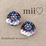 ビーズ刺繍ピアス／イヤリング　