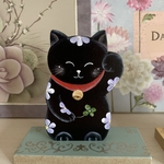 黒猫招き猫は魔除け猫😊