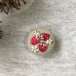 マグネットタイプ刺繍ブローチ