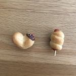 本物のパンで作ったミニチュアパン✨マグネット２点セット（ウィンナーロール&ハートチョコ）